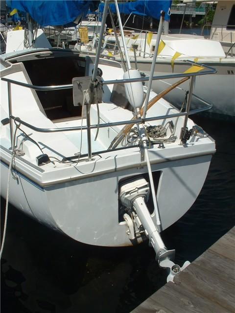 Catalina27 16